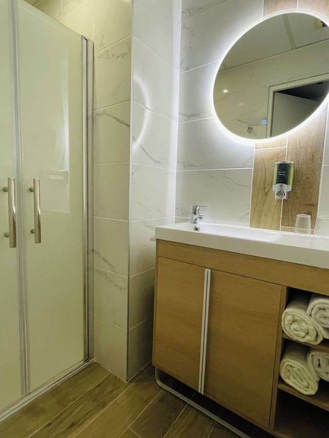 Double Room, Non Smoking