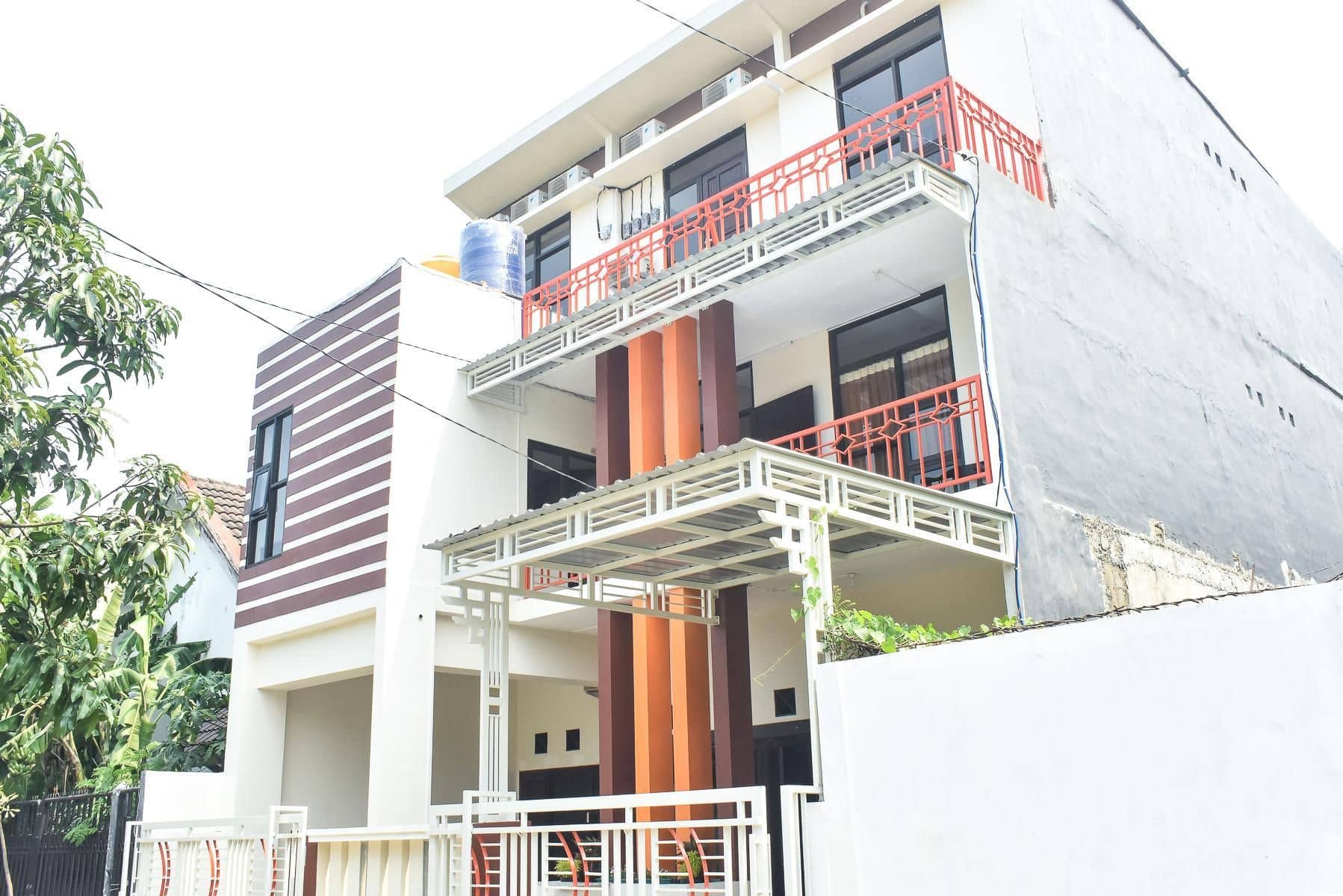 RedDoorz Syariah near Gelora Delta Sidoarjo 2 RedDoorz Syariah near Gelora Delta Sidoarjo 2