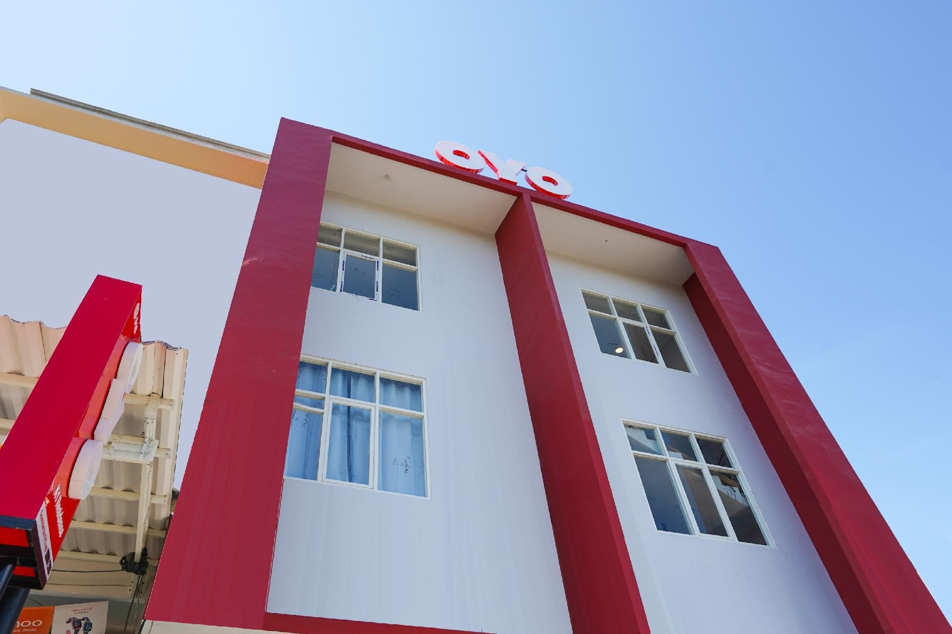 OYO 318 K1 Residence2