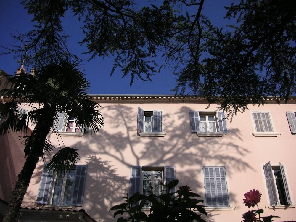 Le Victoria4