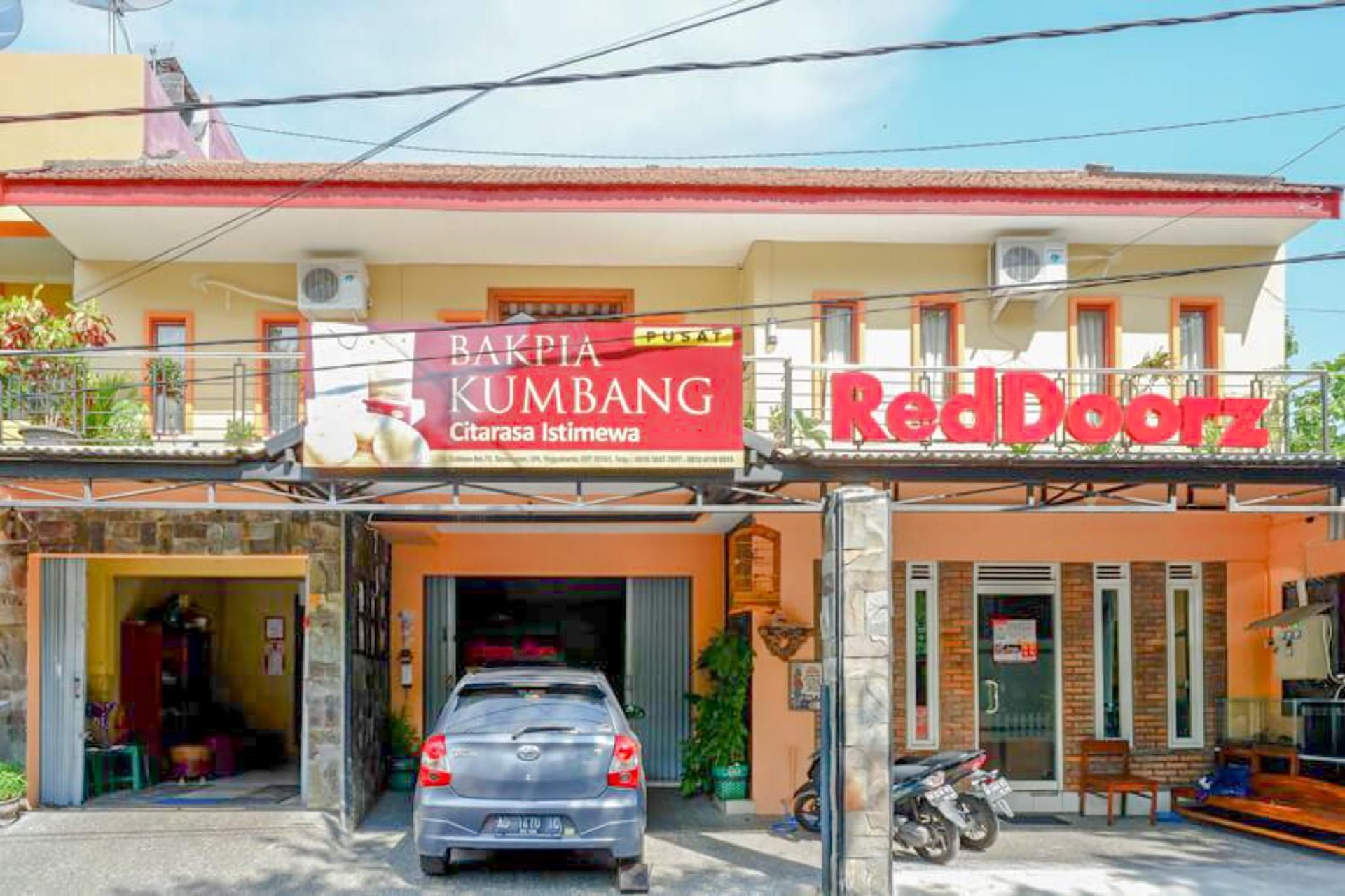RedDoorz near XT Square 31