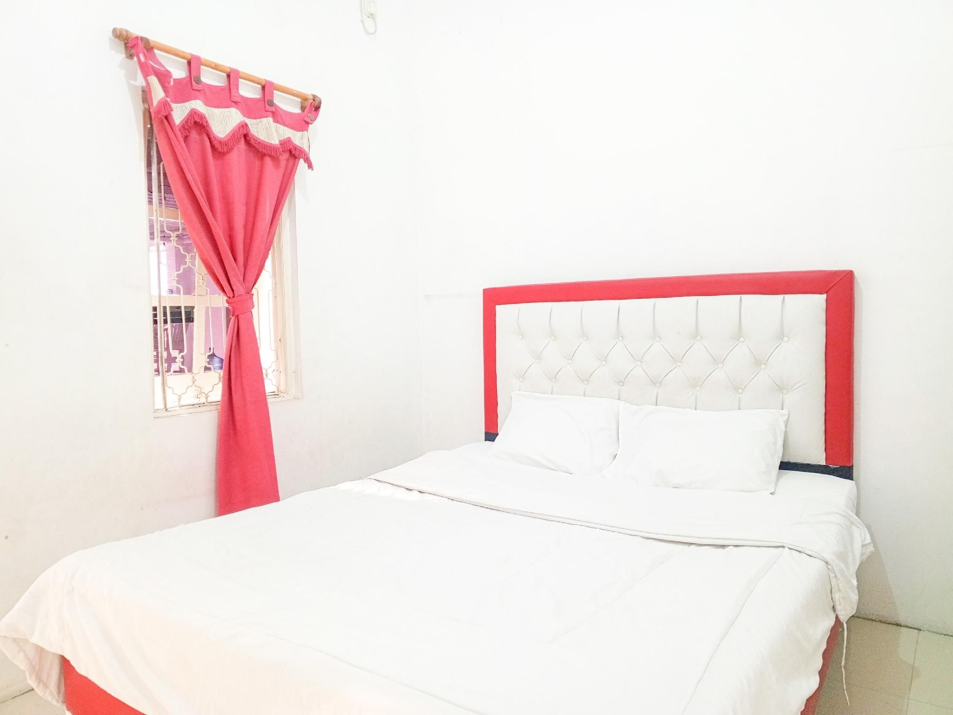 King Puntodewo Guesthouse RedPartner2