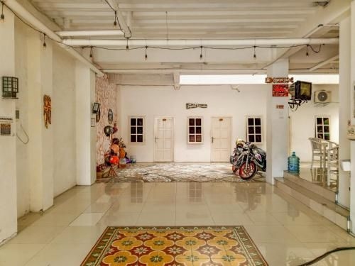 King Puntodewo Guesthouse RedPartner3