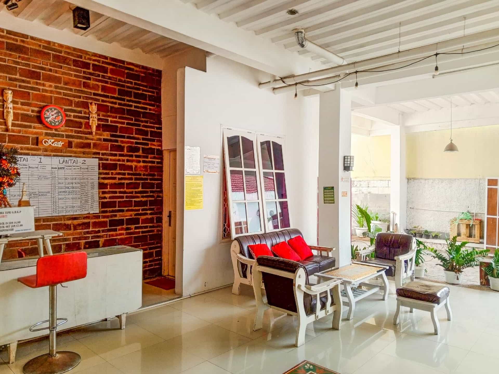 King Puntodewo Guesthouse RedPartner King Puntodewo Guesthouse RedPartner
