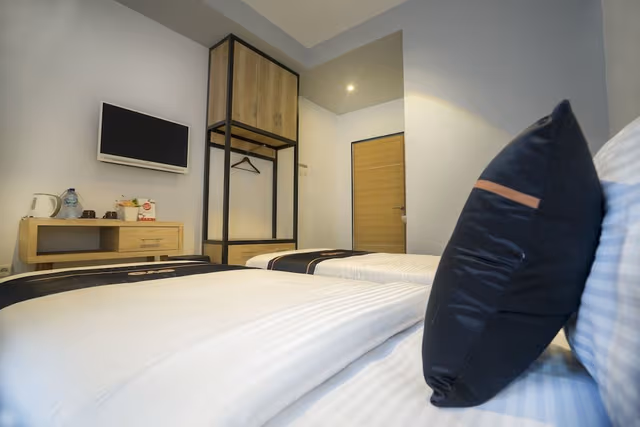 Deluxe Twin Room