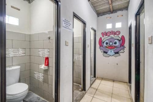 Mixed Dormitory Room