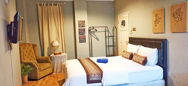 Luxury Studio