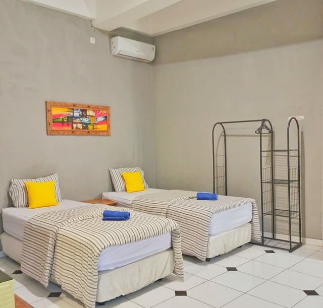 Family Twin Room