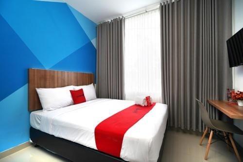 RedDoorz Plus @ Terban Residence4