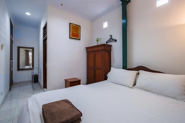 Room 1