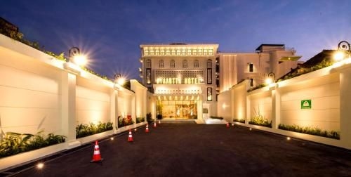 โรงแรมอยาร์ตตา มาลิโอโบโร (Ayaartta Hotel Malioboro)1