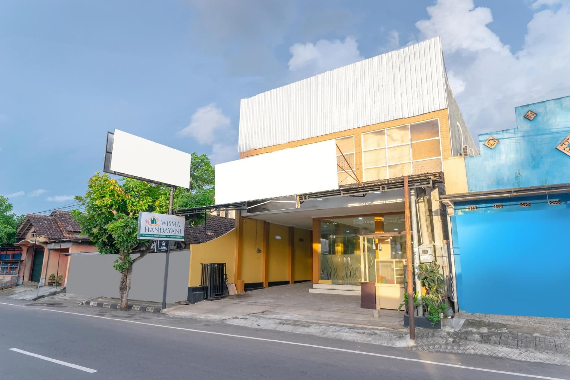 โอโย ไลฟ์ 3003 วิสมา ฮันดายานี ชาเรียะห์ โอโย ไลฟ์ 3003 วิสมา ฮันดายานี ชาเรียะห์