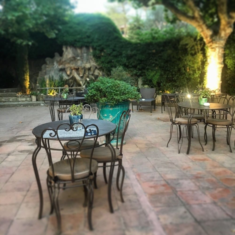 La Bastide De Cabries0