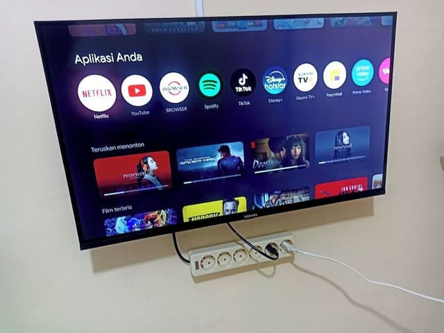 Small Family Room AC