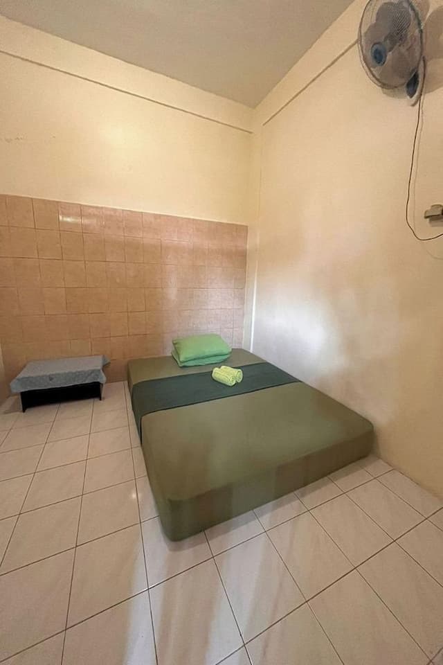 Standard Double Room, 1 Queen Bed