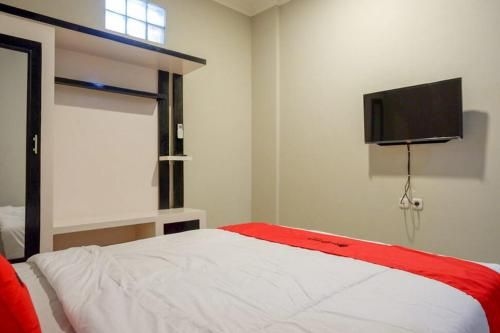 RedDoorz Plus near Jogja City Mall 52