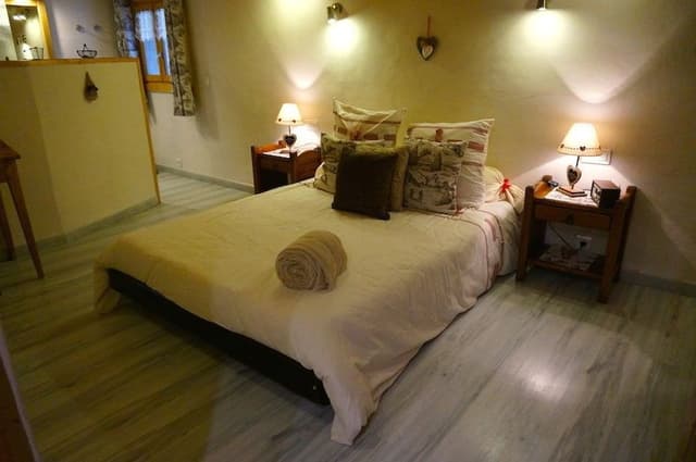 Chalet Ancêtre (3 Bedrooms)