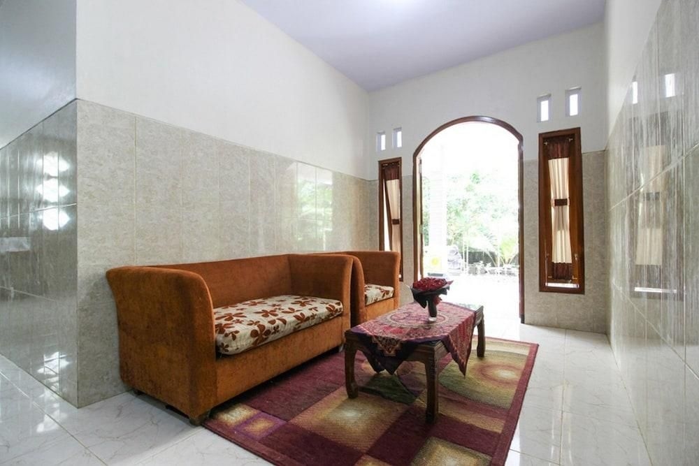 เรดดอร์ซ เนียร์ มิวเซียม กูนุง เมราปี (RedDoorz near Museum Gunung Merapi)4
