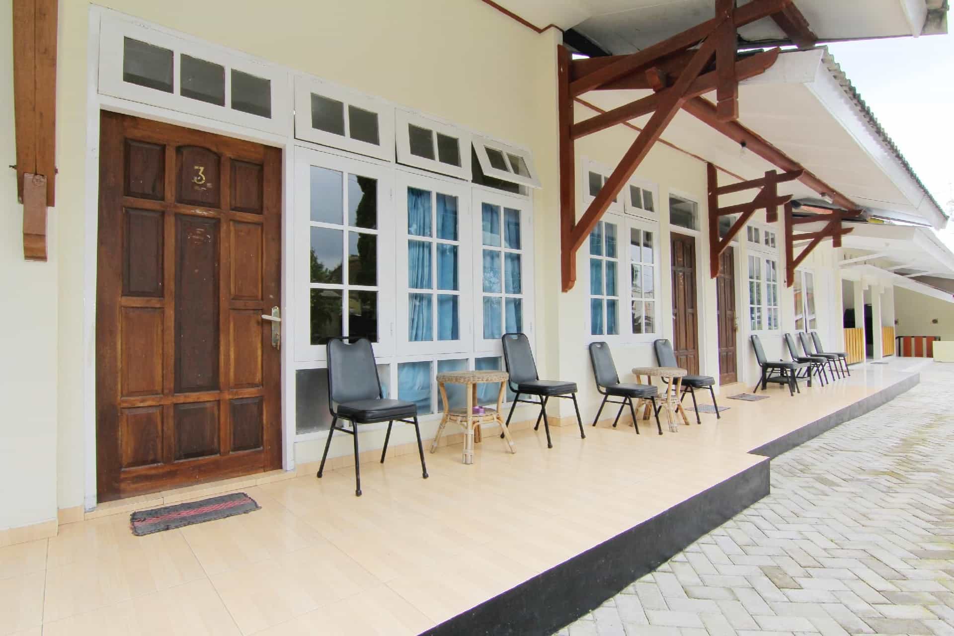 โรงแรมวิชายา 3 กาลิอูรัง โรงแรมวิชายา 3 กาลิอูรัง