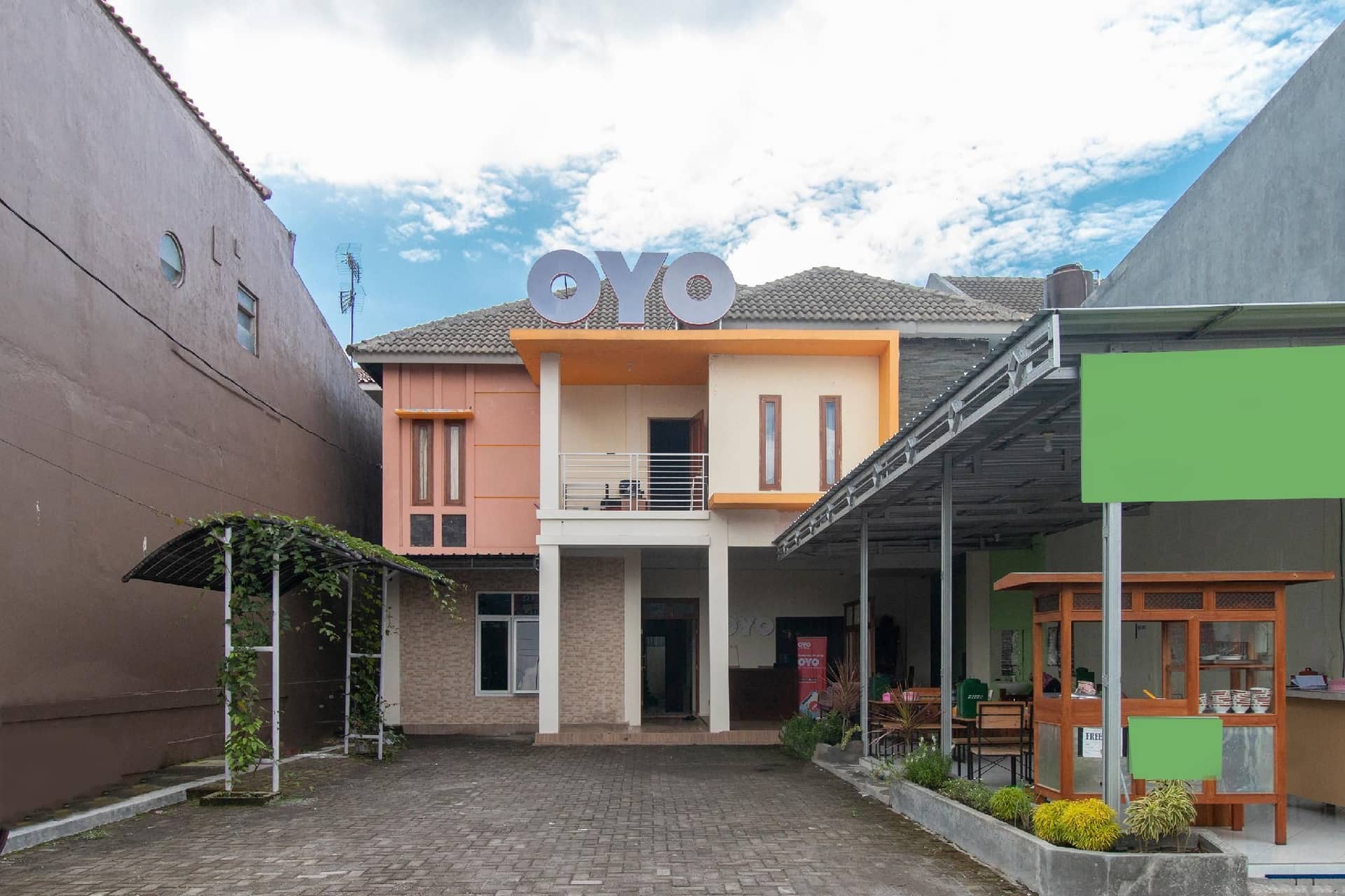 OYO 700 Griya Hanum Syariah OYO 700 Griya Hanum Syariah