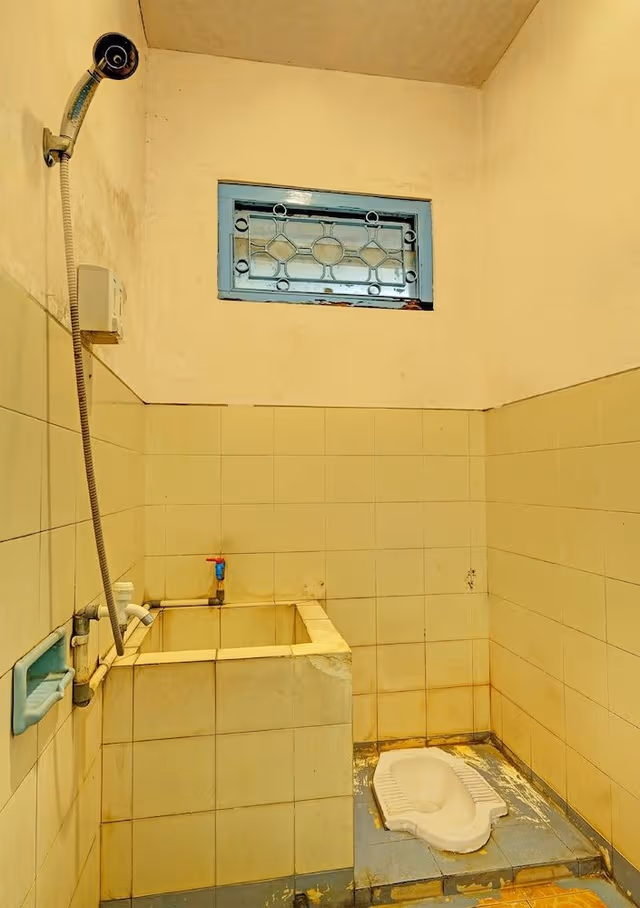 Economy Single Room