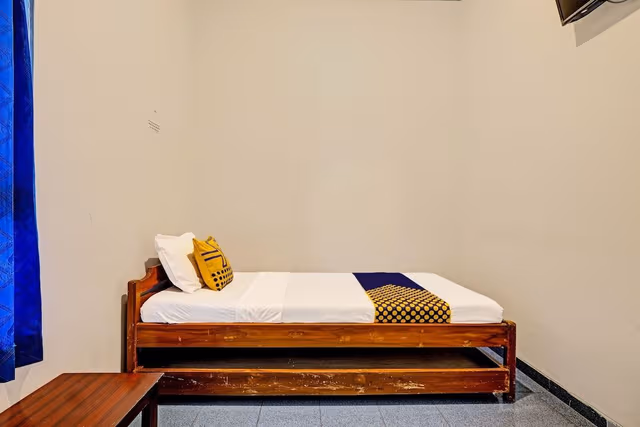 Economy Single Room