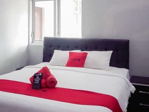 RedDoorz Room