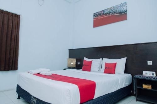 OYO 2450 Hening Homestay Near Pantai Tanjung Bias3