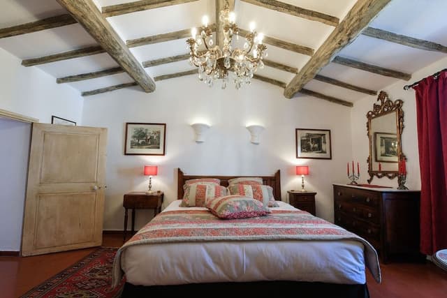 Suite, Ensuite (CS)