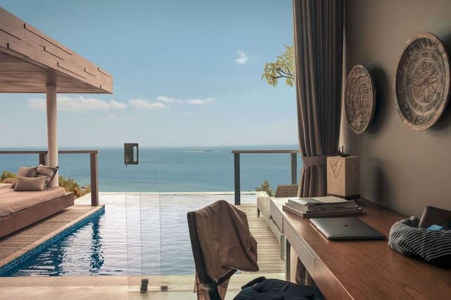 Grand Residence with Ocean View