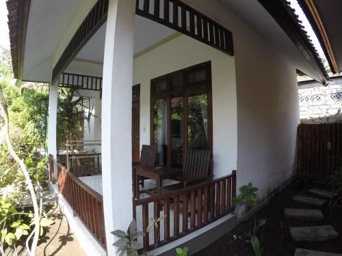 กีลี สไมล์ บังกะโล (Gili Smile Bungalow)2