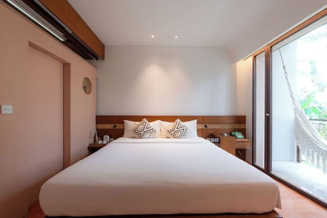 Cocoon Room