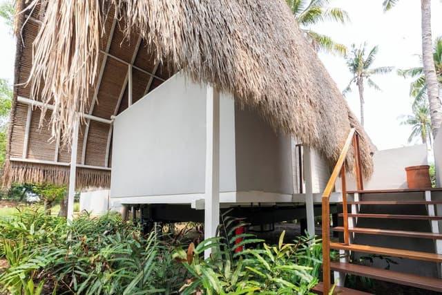 Superior Cottage, Balcony, Garden View (Free Minibar)