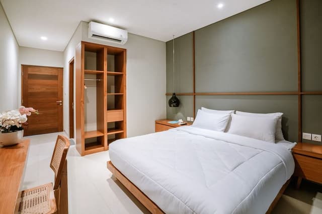 Executive Double or Twin Room, Partial Sea View