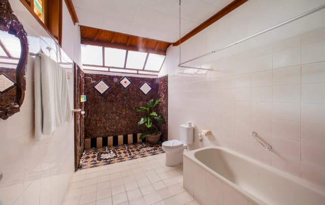 Family 2-Bedroom Suite