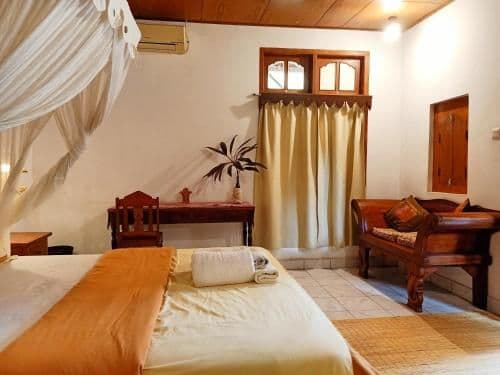 Deluxe Bungalow with Garden View