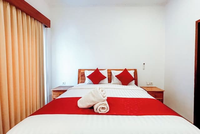 Deluxe Room, Balcony