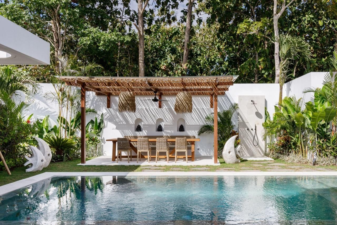 บ้านเดี่ยว 4 ห้องนอน 4 ห้องน้ำส่วนตัว ขนาด 170 ตร.ม. – อูลูวาตู (Family 4 bedroom villa with pool)4