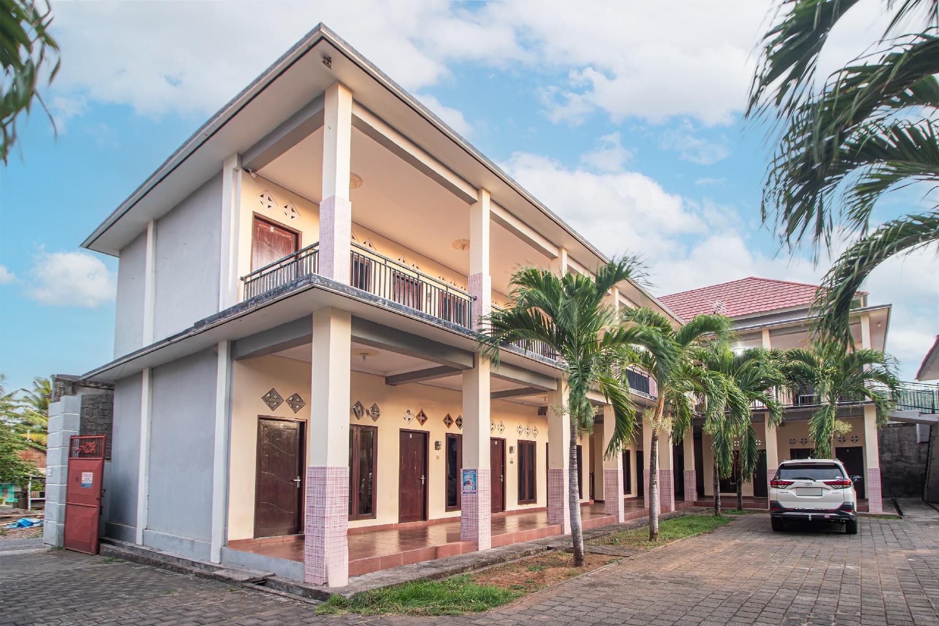 OYO Life 93504 Kost Krisna OYO Life 93504 Kost Krisna