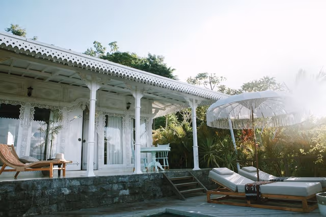 White Romantic Villa