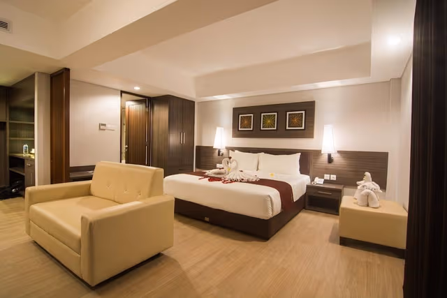 Suite, 1 King Bed