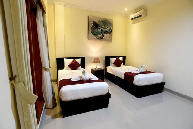 Superior Double or Twin Room, Balcony, Pool View