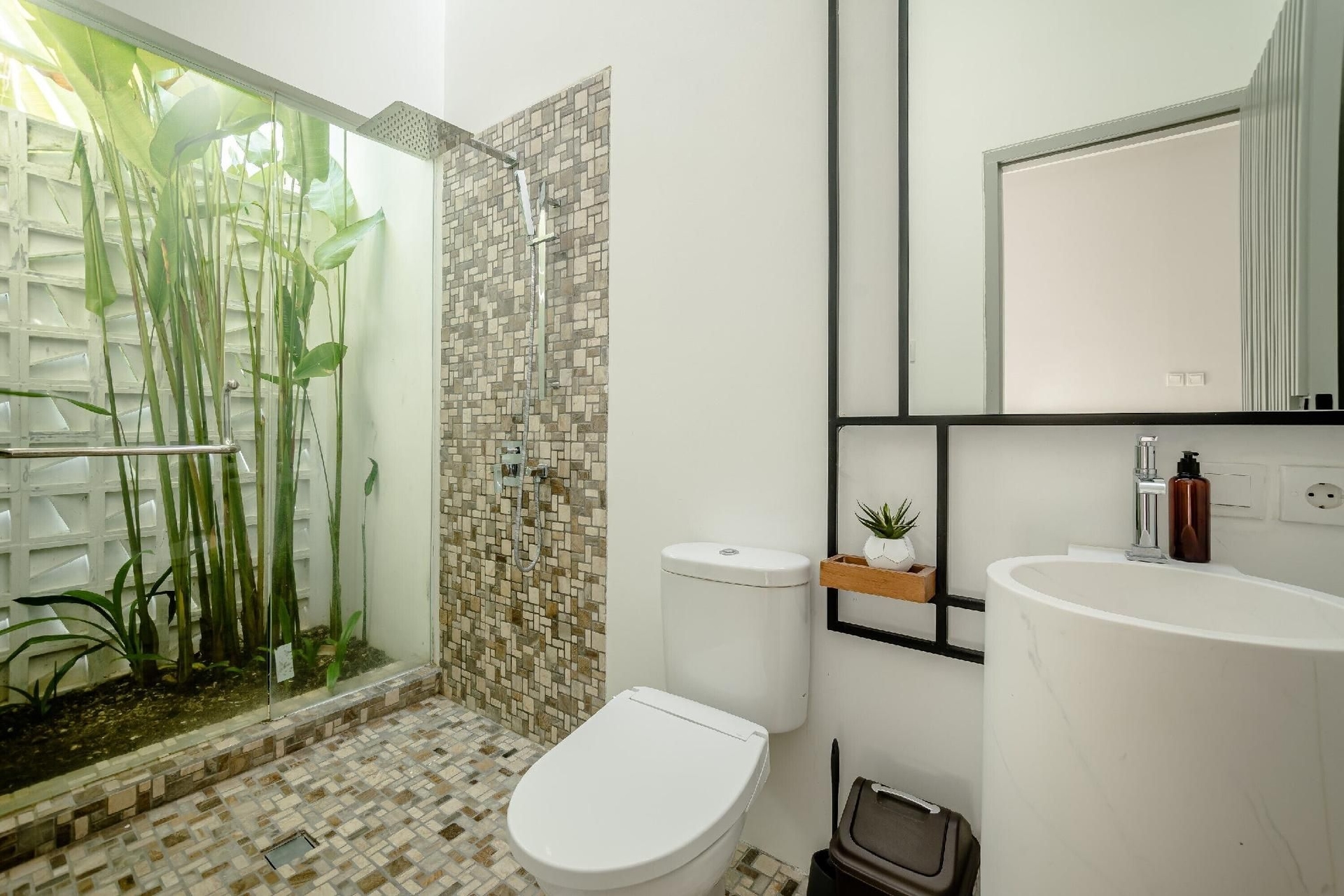 Mile Stone Villa4
