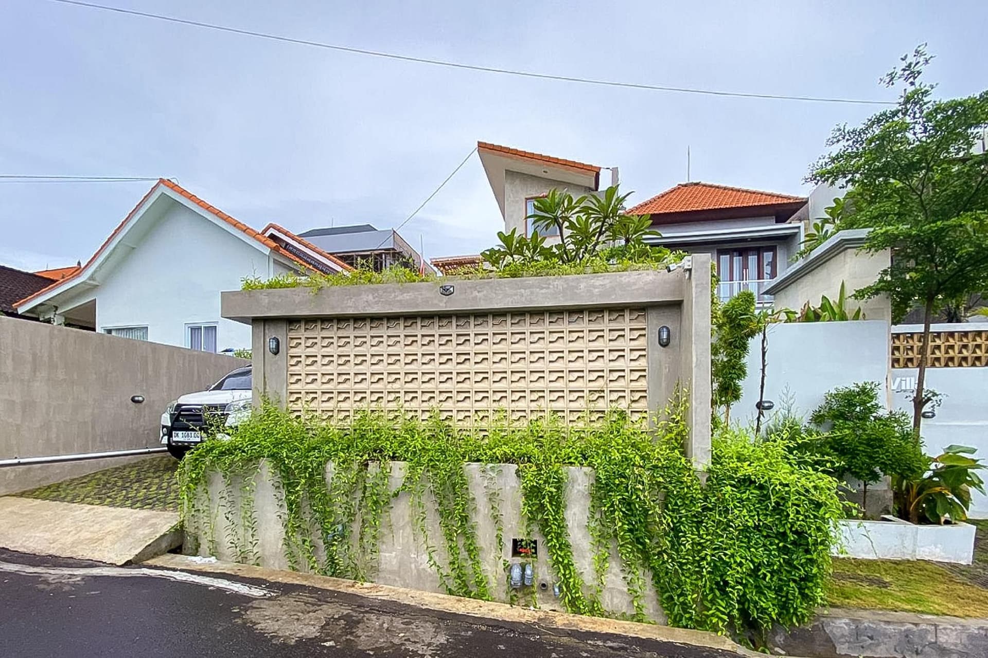 Hiroshima House Bali by The Lavana Hiroshima House Bali by The Lavana