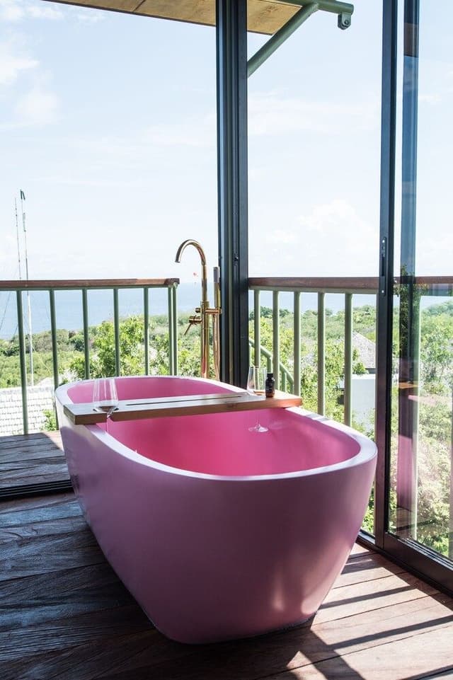 Panoramic Room