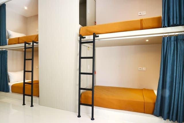Shared Dormitory, Mixed Dorm