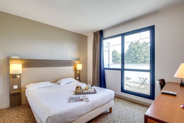 Superior Double Room (Balcony and Tea and Coffee Facilities)