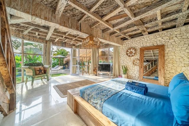 Bungalow Pool View