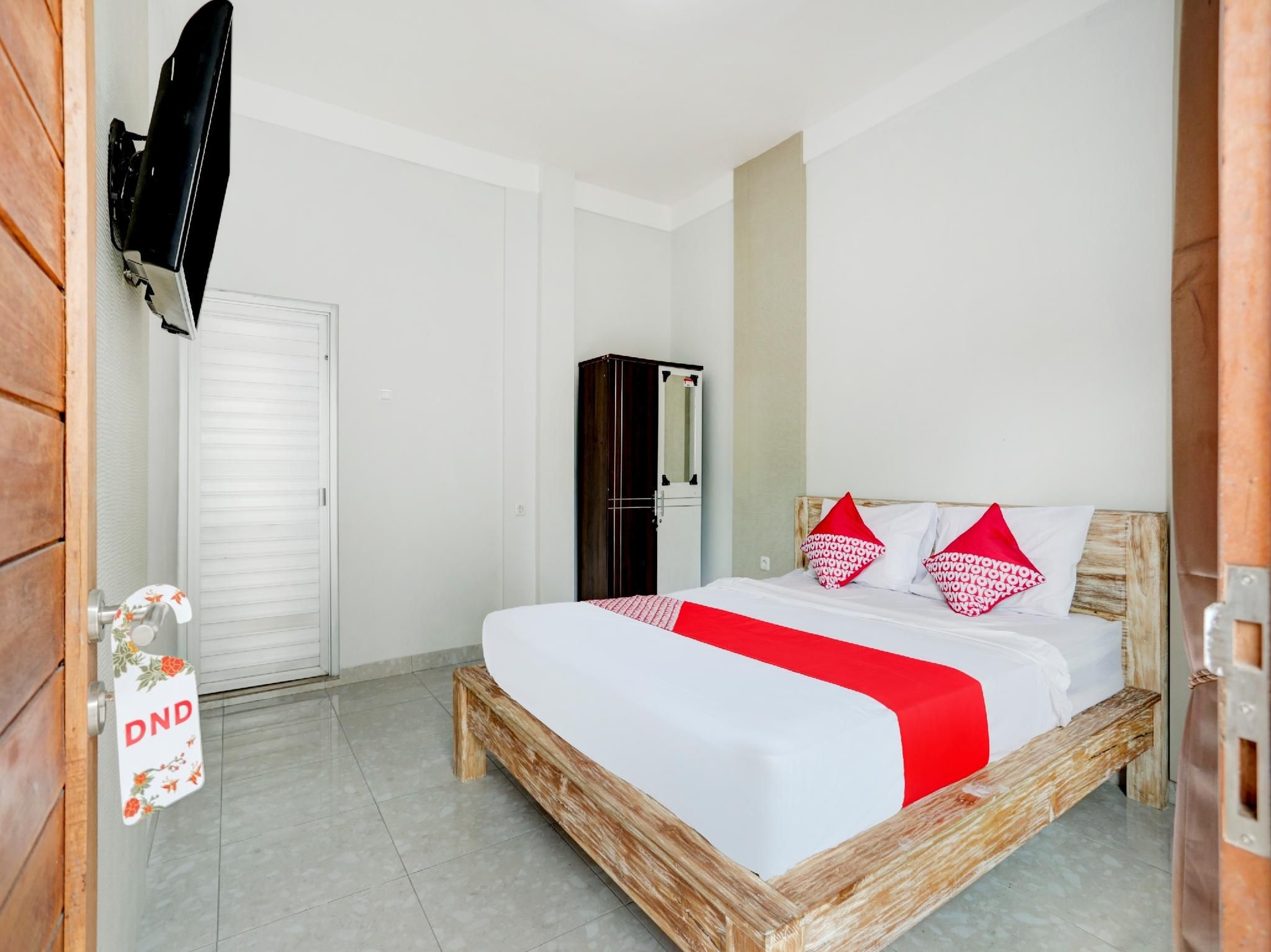 OYO Flagship 90756 Melasti Hills Room & Cafe2