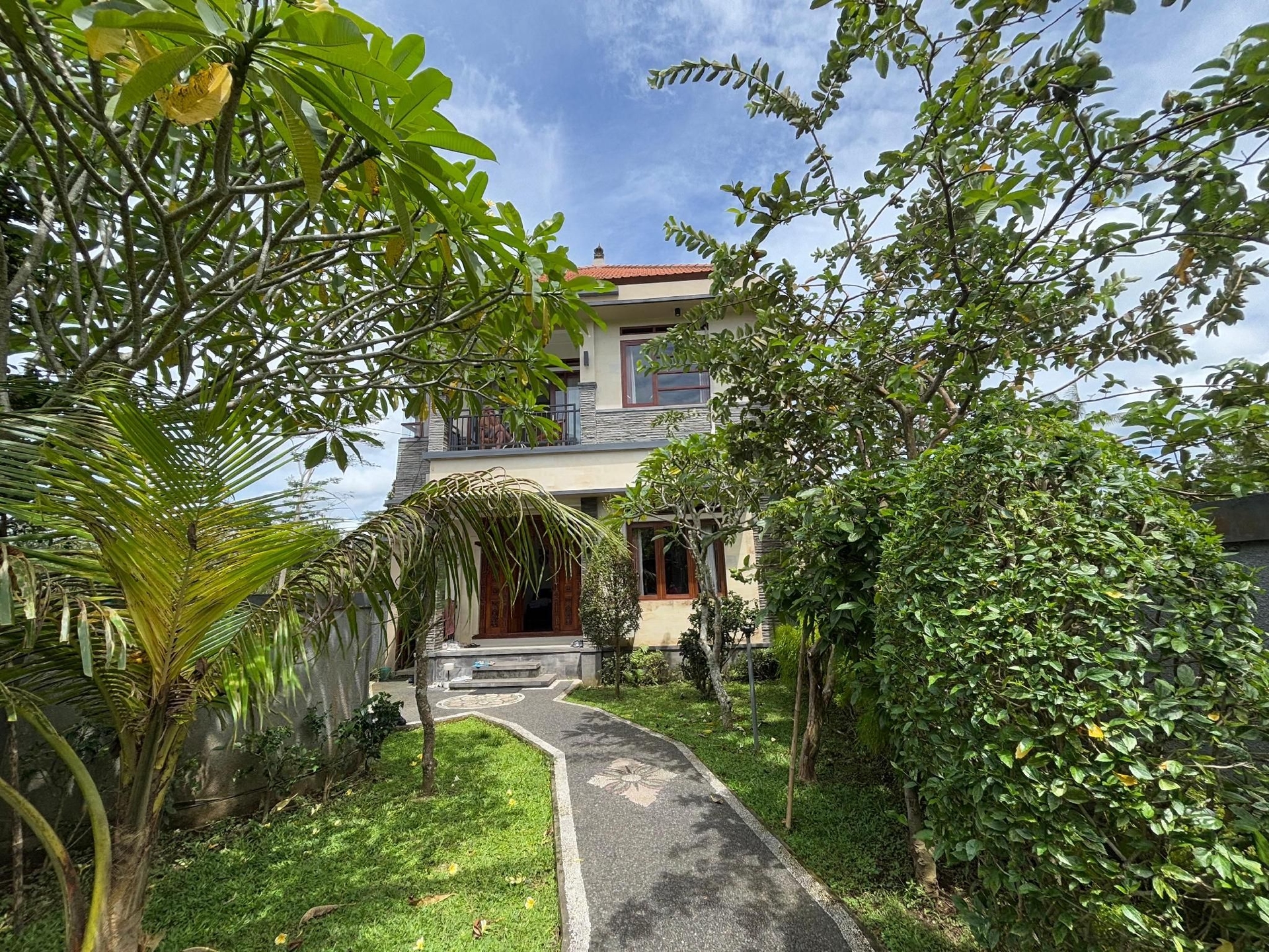 Casa De Arya0